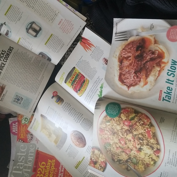 3 for $20 Vintage Taste of Home magazine food recipe cookbooks lot of 5 - Picture 3 of 8